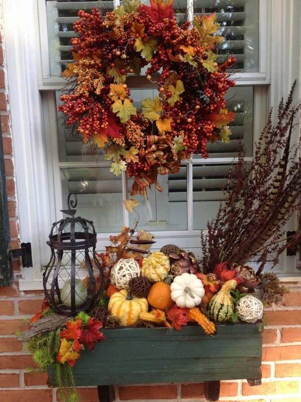 fall wreath ideas window decoration flower box pumpkins leaves