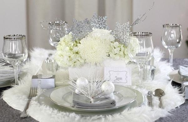 fascinating winter wonderland table decoration ideas white silver