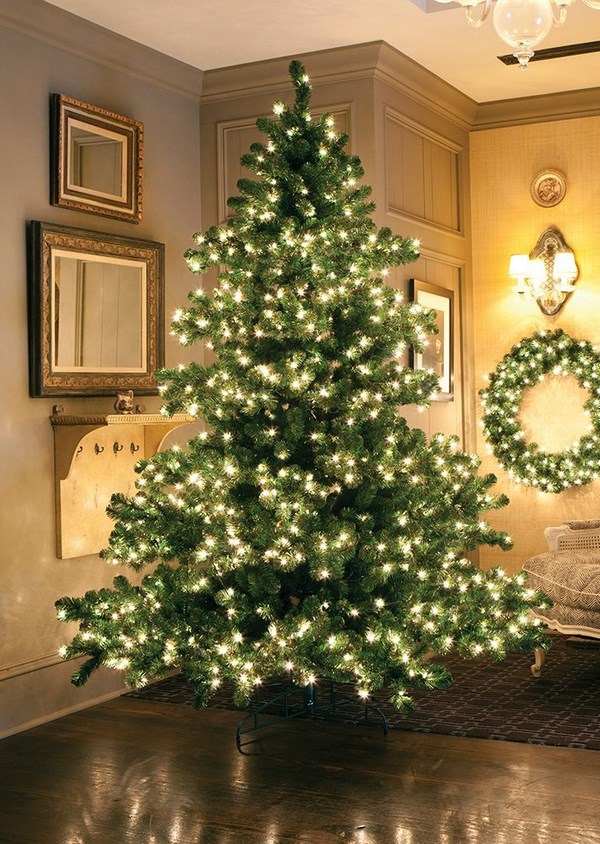 how to decorate Christmas trees home decor festive christmas decorations