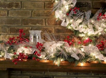 red-silver-white-mantel-decor-mantel-decorating-ideas-christmas-lights