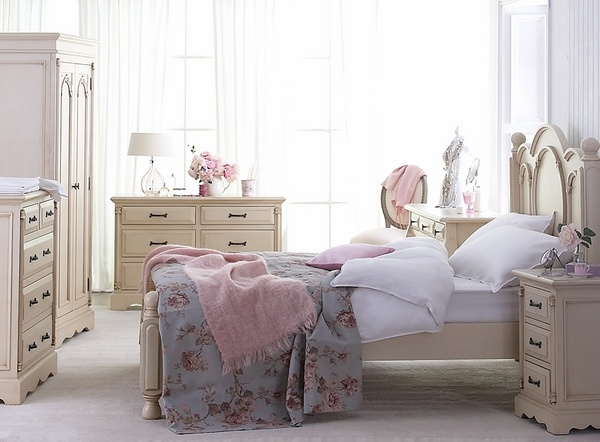antique white furniture floral bedding