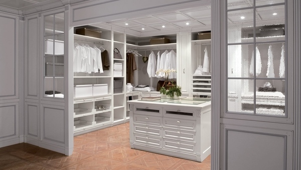 walk-in-closet-design-ideas-ideas-white-furniture-shelves-drawers-sliding-doors