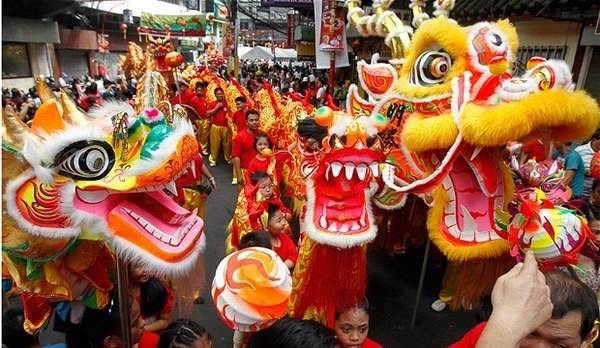  festivals dragon dance