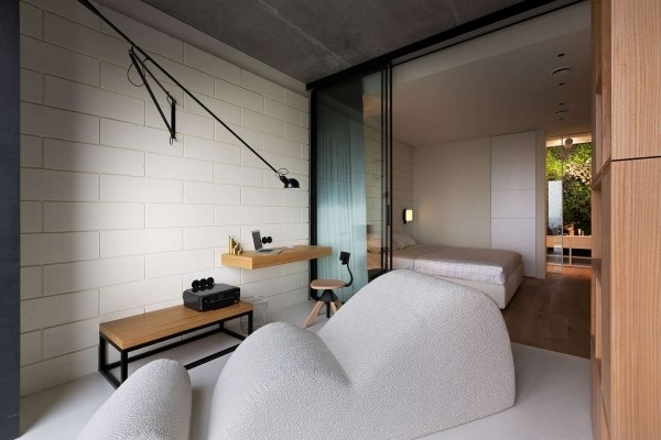 Modern-penthouse-interior-design-bedroom-design-reading-nook