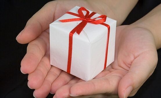 What-to-get-your-boyfriend-for-Christmas-cool-and-fun-ideas