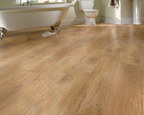 bathroom-flooring-ideas-luxury-vinyl-plank-flooring-wood-look