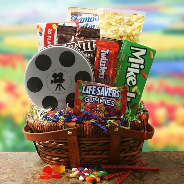 inexpensive gift basket ideas candy