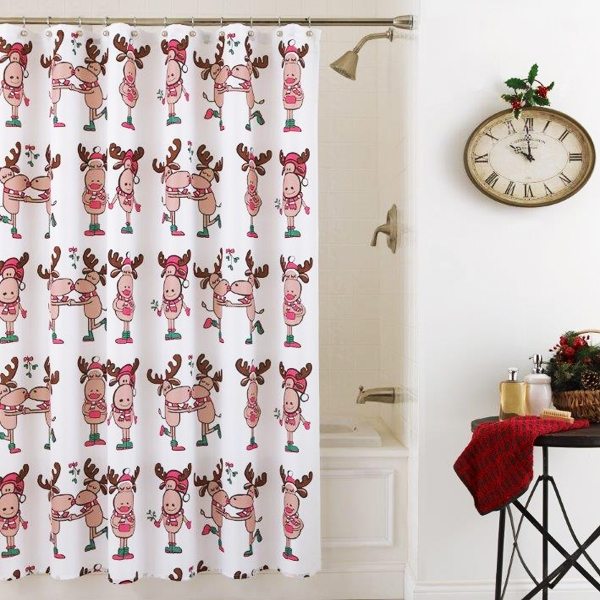 fun Christmas shower curtains cute reindeer bathroom decoration ideas