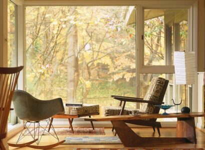 mid-century-modern-furniture-design-living-room-furniture-ideas-armchairs-coffee-table