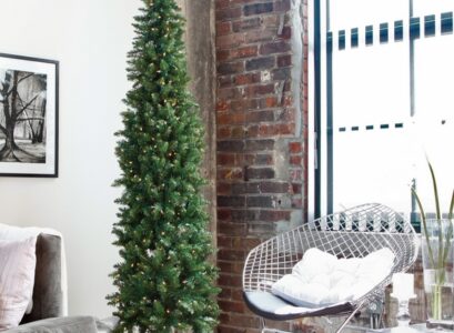 pre-lit-artificial-christmas-trees-pPencil-christmas-tree-ideas-modern-loft-apartment