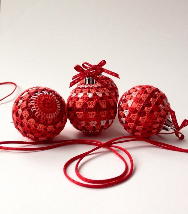 Crochet Christmas decorations christmas tree balls red color