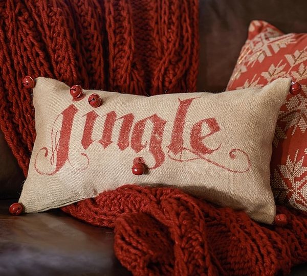 Pottery-barn-decorating-ideas-Christmas-pillows-ideas