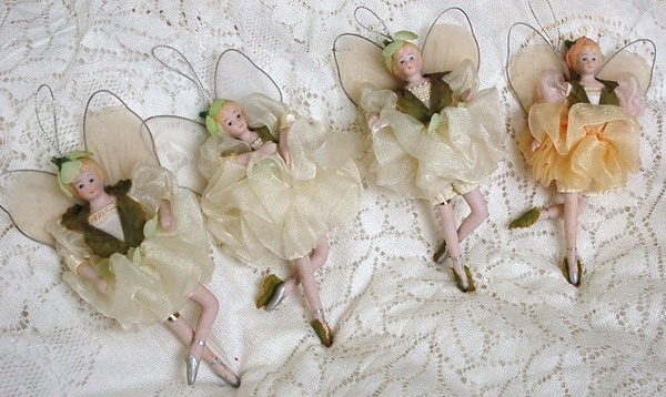 Victorian-style-Christmas-tree-ornaments-christmas-angels 