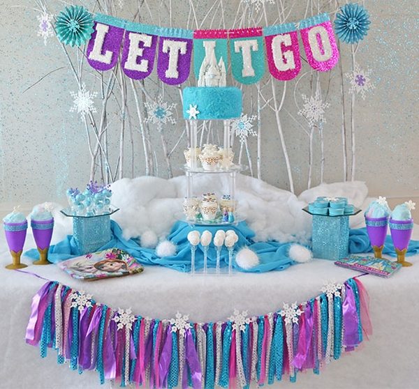 frozen- christmas-decorations-christmas-party-ideas-kids-party-decorations