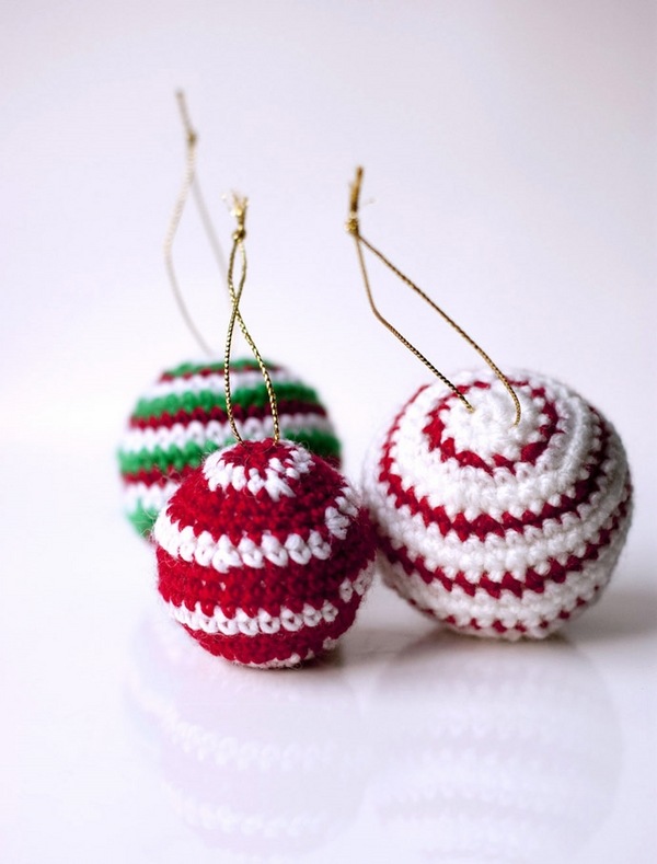 homemade tree decorations traditional colors 