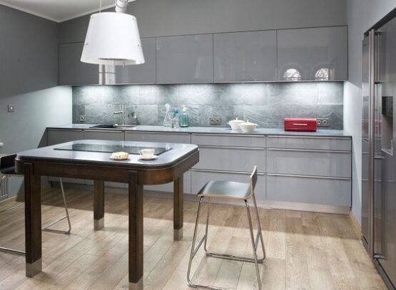 small-kitchen-design-ideas-modern-grey-kitchen-cabinets-under-cabinet-lighting