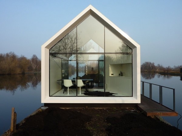 Contemporary-tiny-houses-modern-home