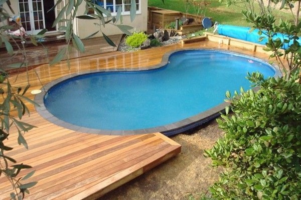 above ground kidney shaped pool