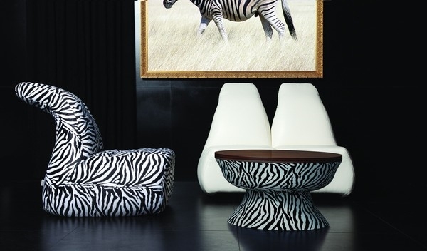 animal prints in the interior black white living room zebra pattern chair 