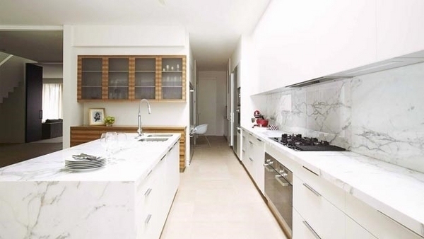 calacatta marble countertops white cabinets minimalist kitchen