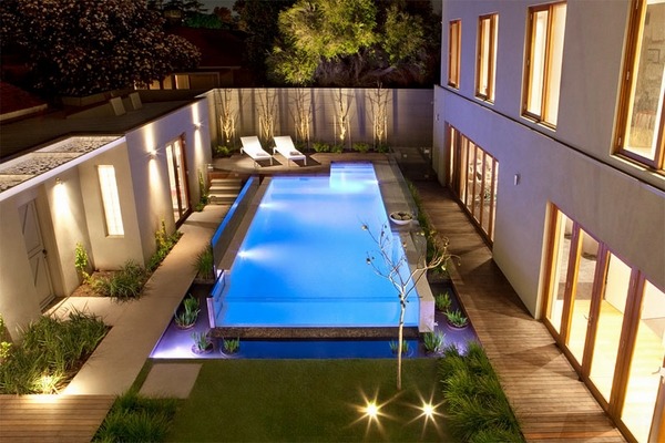 modern frameless pool 