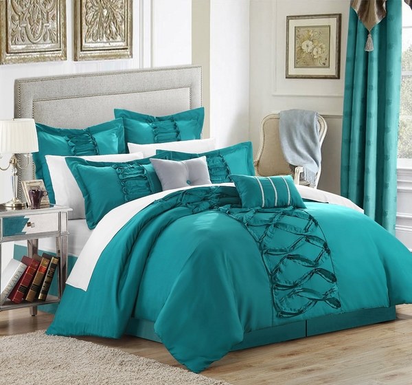 elegant- bedding-ideas-turquoise-bedding-set-turquoise-curtains