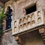 juliet-balcony-gothic-balcony-casa-di-julieta-verona-italy