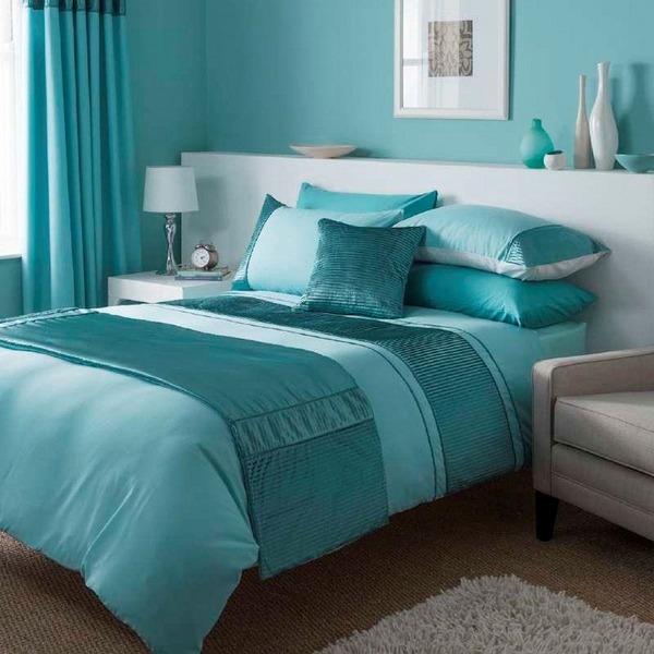 luxury-bedding-sets-turquoise-bedroom-ideas-white-furniture-shaggy-rug