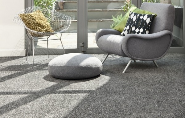 trendy living room ideas neutral gray colors carpet floor cushion 