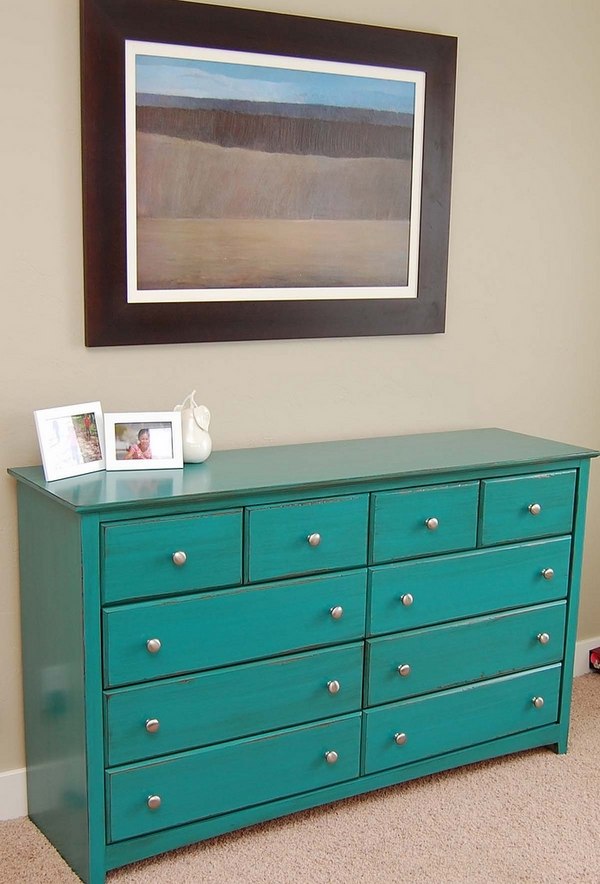 chest of drawers bedroom