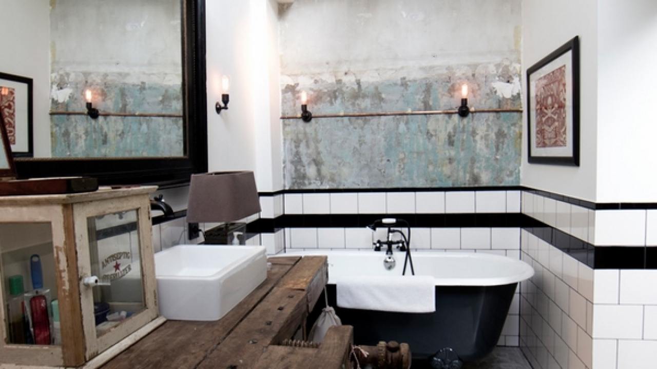 How To Decorate A Stylish And Functional Industrial Bathroom Deavita