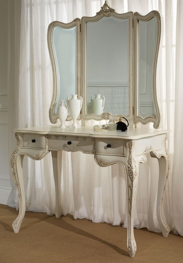 Antique-vanity-table-with-tri-fold-mirror-shabby-chic-bedroom-furniture-ideas 
