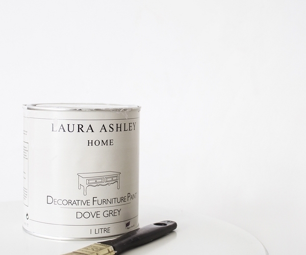 Laura-Ashley-furniture-paint-deas-furniture-renovation-eco-friendly-paint-ideas