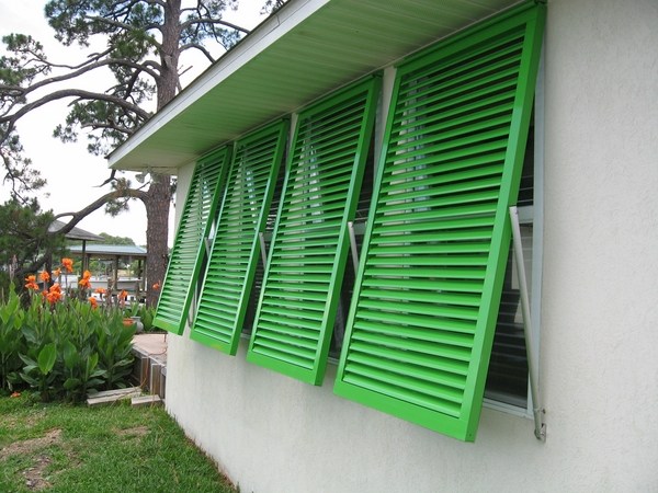 green color house exterior 