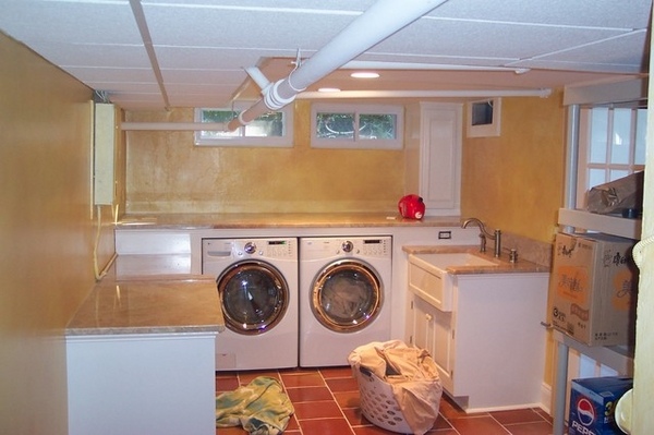 laundry room design farmhouse sink 