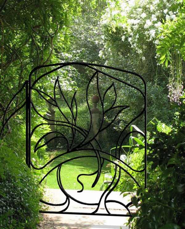 beautiful-wrought-iron-garden-gate-flower-leaves-garden-decor