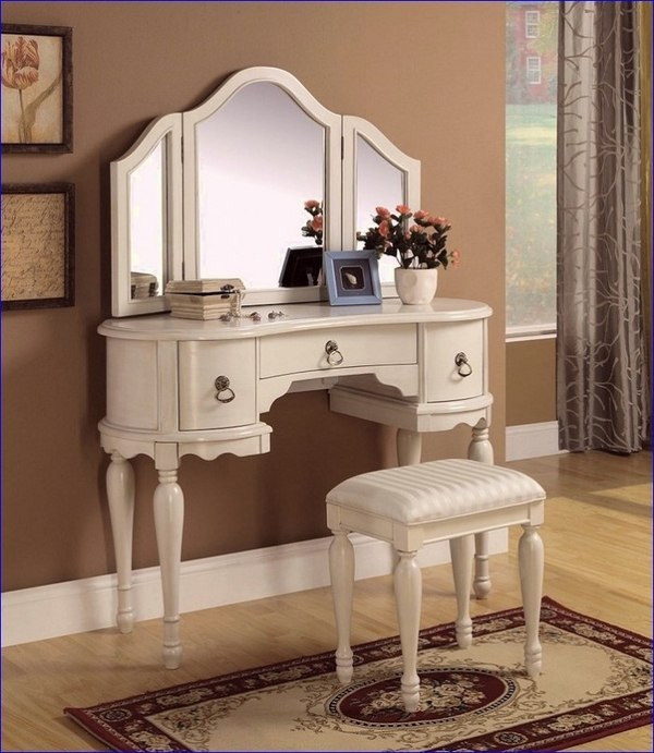 bedroom-vanity-table-with-tri-fold-mirror-stylish-bedroom 
