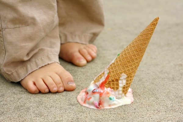 carpet-cleaning-tips-how-to-remove-ice-cream-stains 