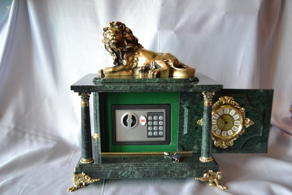 hidden safes ideas vintage clock design built in safe