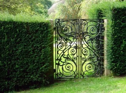 metal-garden-gates-decorative-wrought-iron-gate-garden-decorating-ideas
