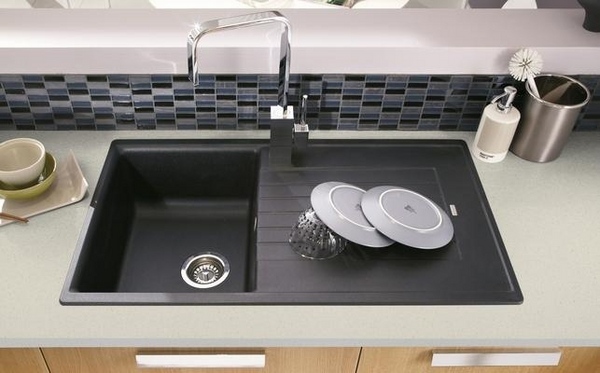 modern-granite-composite-sinks-ideas black-kitchen-sink-with-drainer