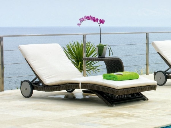 rattan-sun-loungers-ideas-modern-lounge-furniture 