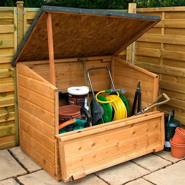 small-garden-storage-ideas-garden-container-wooden-container