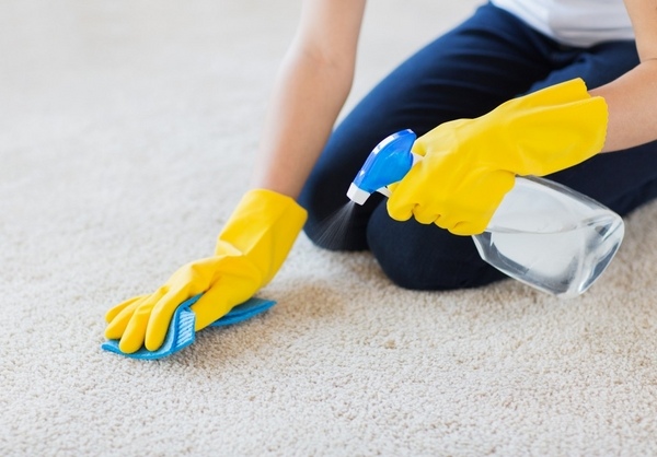 top-10-carpet-stains-carpet-cleaning-tips-homemade-cleaning-solutions
