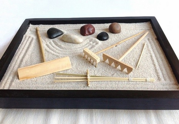 Diy tabletop zen garden