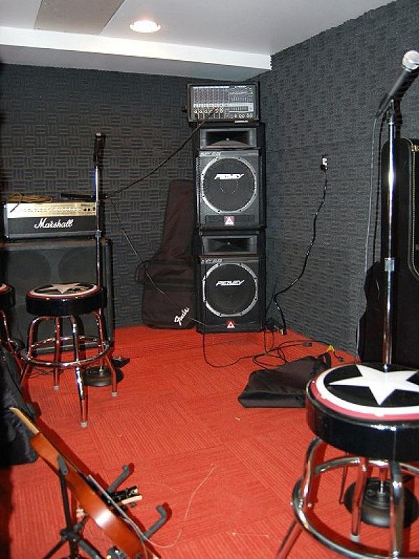 Soundproof-music-room-ideas-garden-music-room-garden-shed-music-studio-ideas