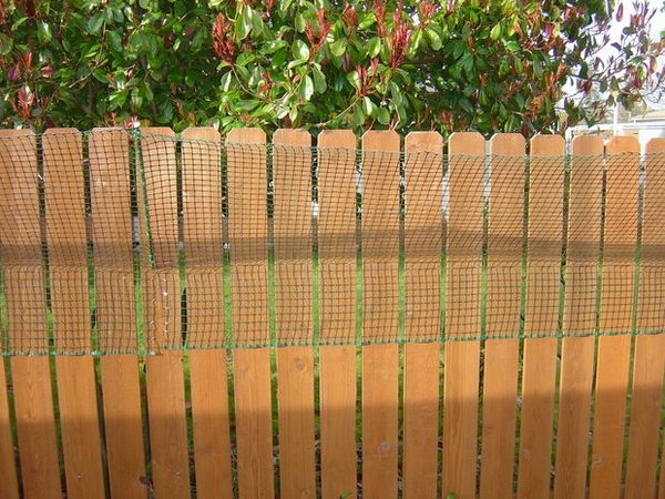 how to instal-cat-fence-on existing-garden-fence