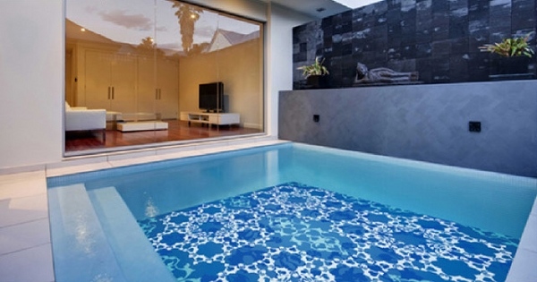 Fascinating swimming design mosaic glass tiles decor