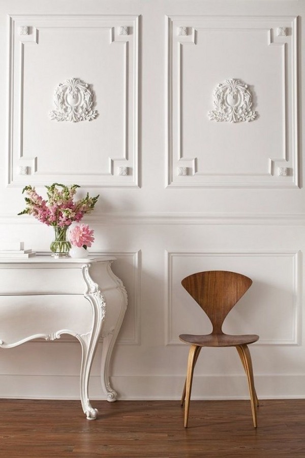 Picture frame moulding - exclusive wall decorating ideas