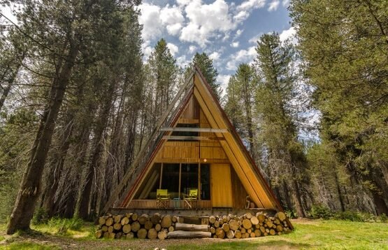 A-frame-cabin-design-ideas-forest-house-timber-a-frame-cabin-ideas
